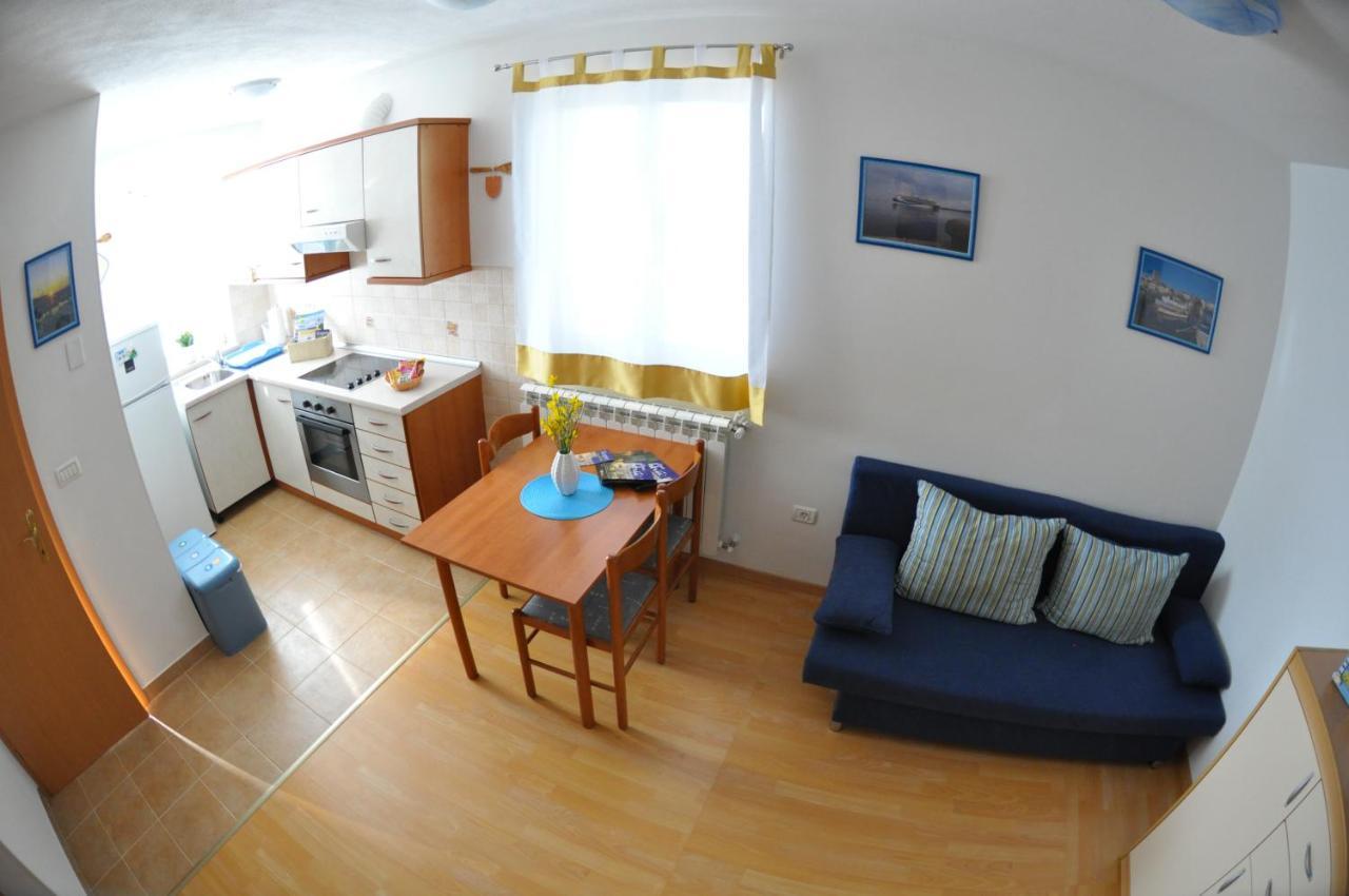 Apartma Brnistra Ginestra 코페르 외부 사진